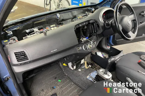 Headstone Cartech - Why Apple CarPlay Installation Isn't the Simple 5-Minute Job You Might Expect